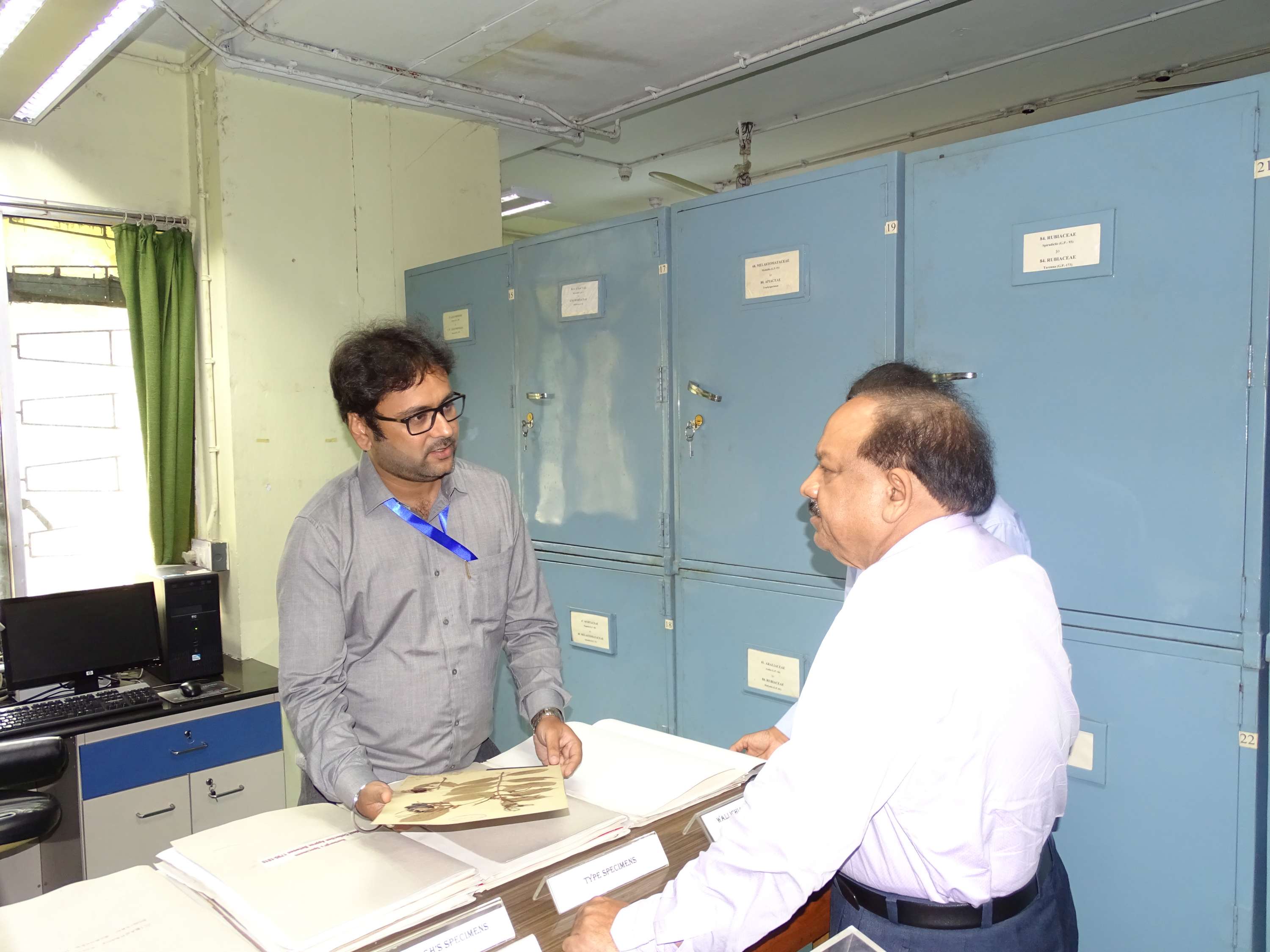 Visit of Dr. Harsh Vardhan,Union Minister at Central National Herbarium, Howrah 