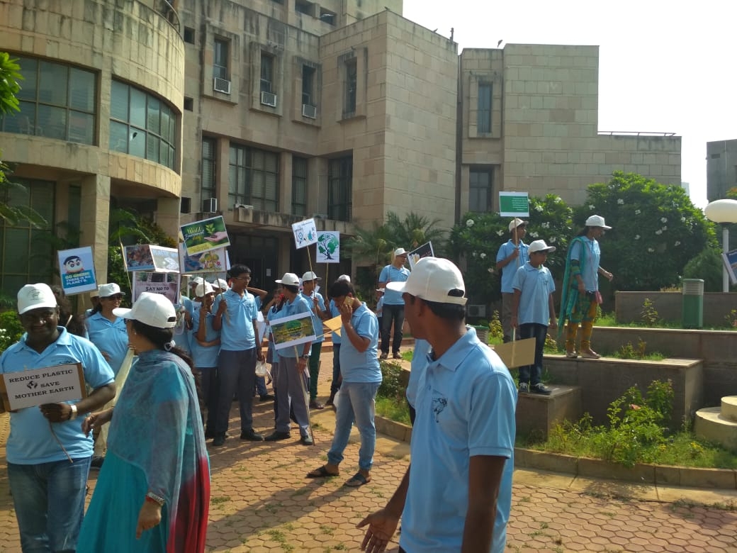Awareness rally to combat plastic pollution 