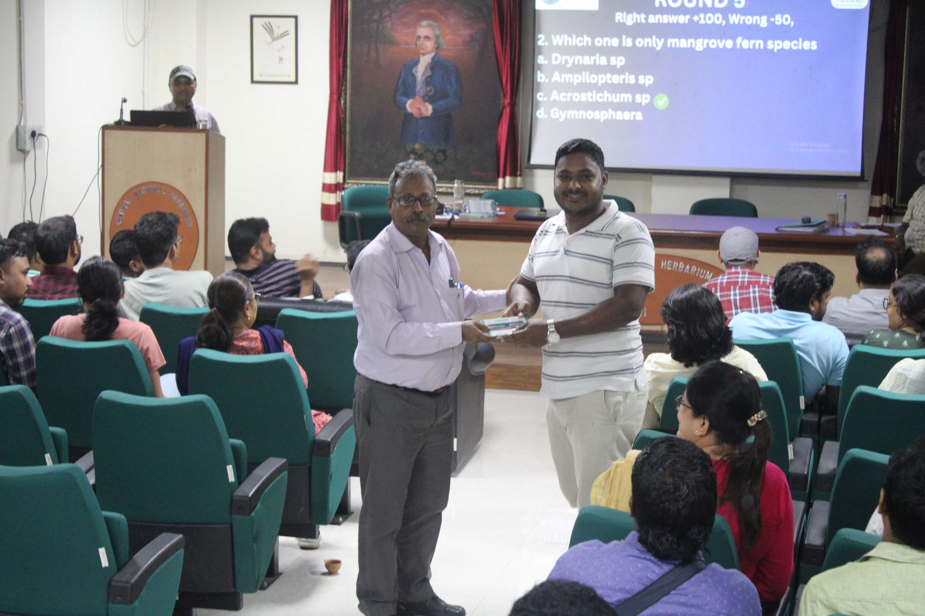 Token prize IBD 2024